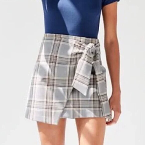 Aritzia Wilfred Dorine Wrap Plaid Wrap Skirt Size 0 - Picture 1 of 7